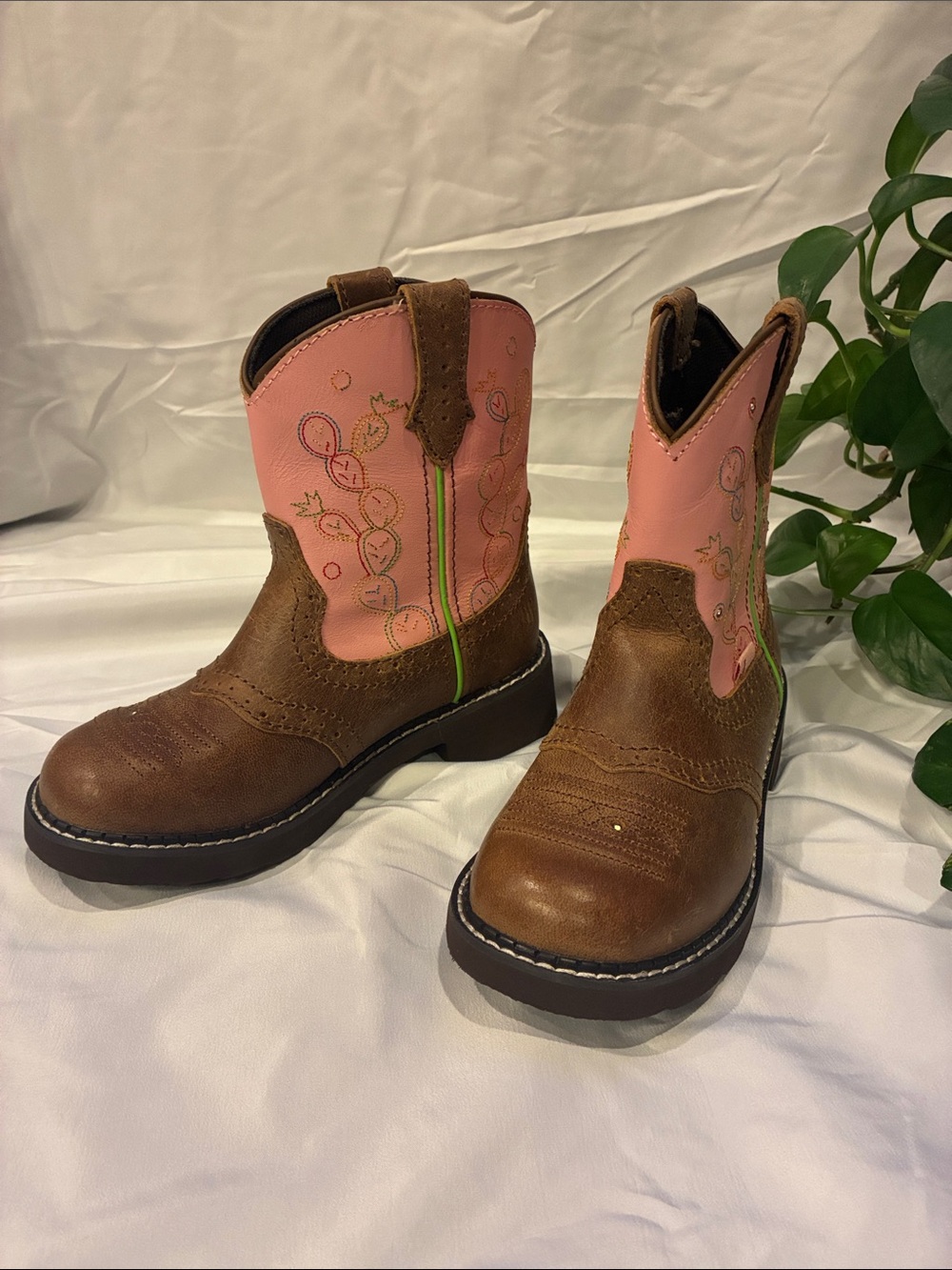 New Justin Girls Size 13D Glitzi Light Up Cactus Print Pink/Tan Boots (ABBA)